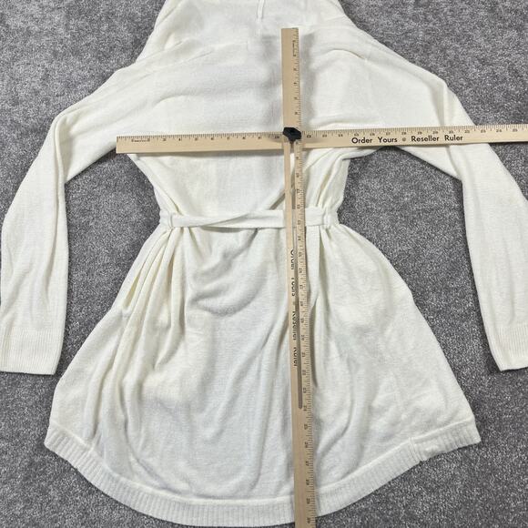 Barefoot Dreams Sweater Womens Small Wrap Pockets Cozychic Ultra Lite Ivory - Picture 14 of 16